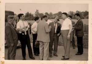 Fenster Mack Gruppenbild Besprechung